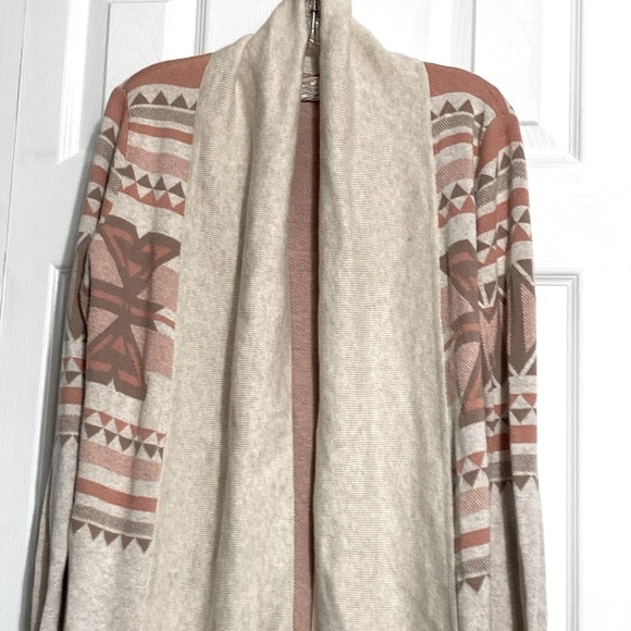 Yes Lola Aztec pattern knit cardigan sweater Size SMALL - Picture 4 of 12